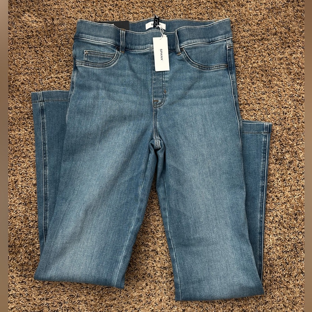 SPANX Women's Flare Jeans in Classic Blue NWT
